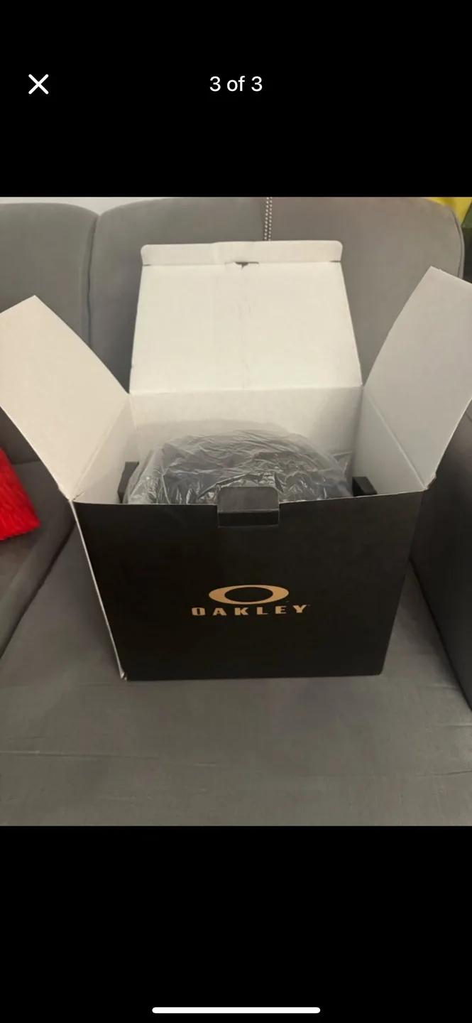 Oakley MOD3 Snow Helmet - Size Small image indicator(2)