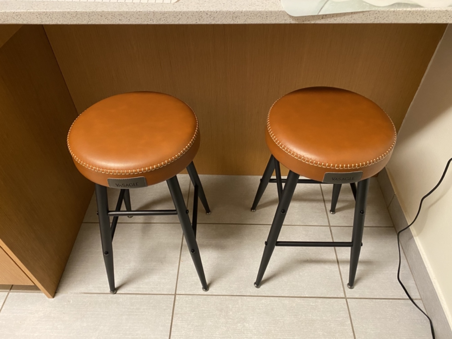 VASAGLE Set of Two Brown Leather Counter Stools - photo 2