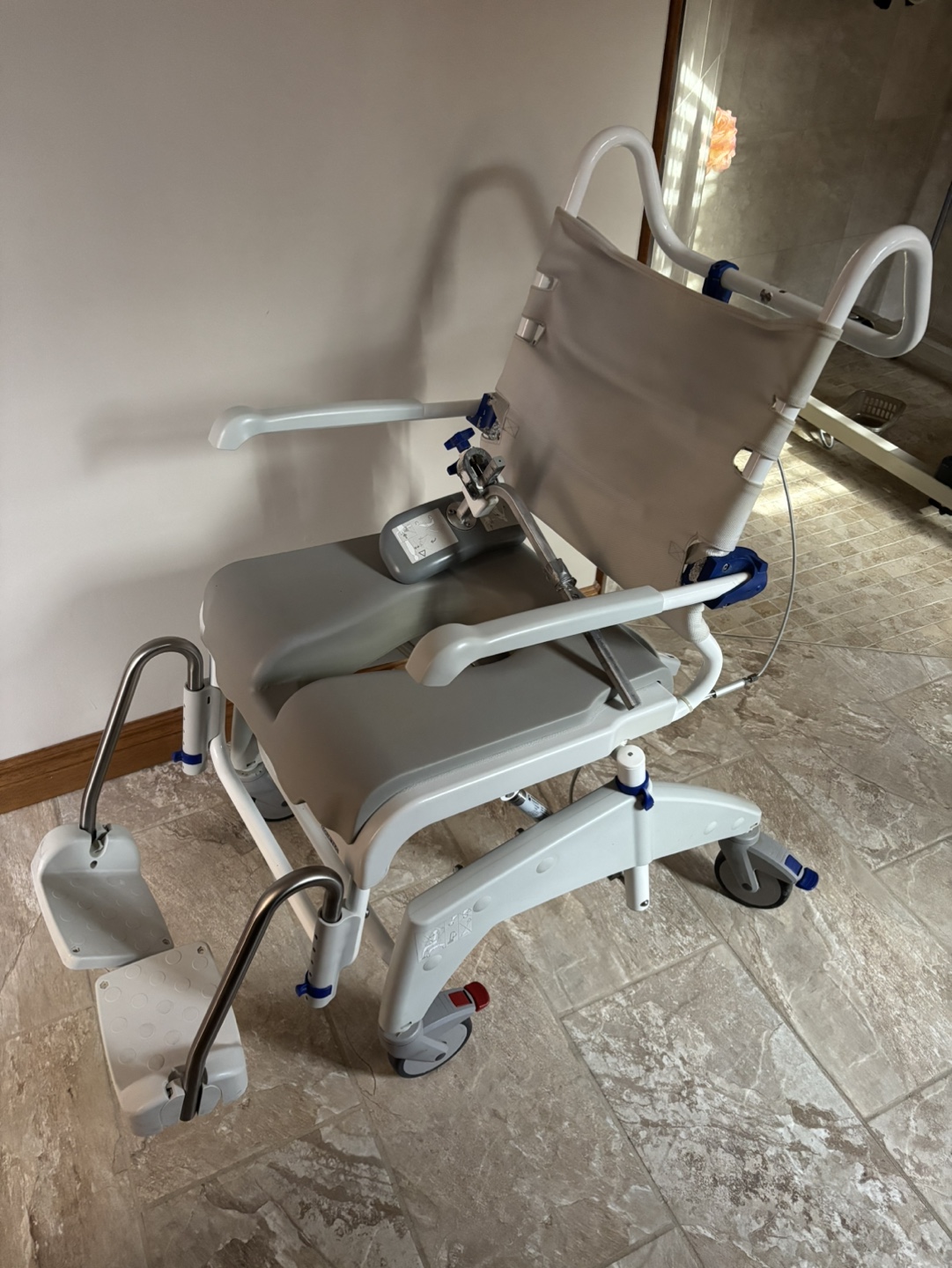 Shower Chair with Footrests