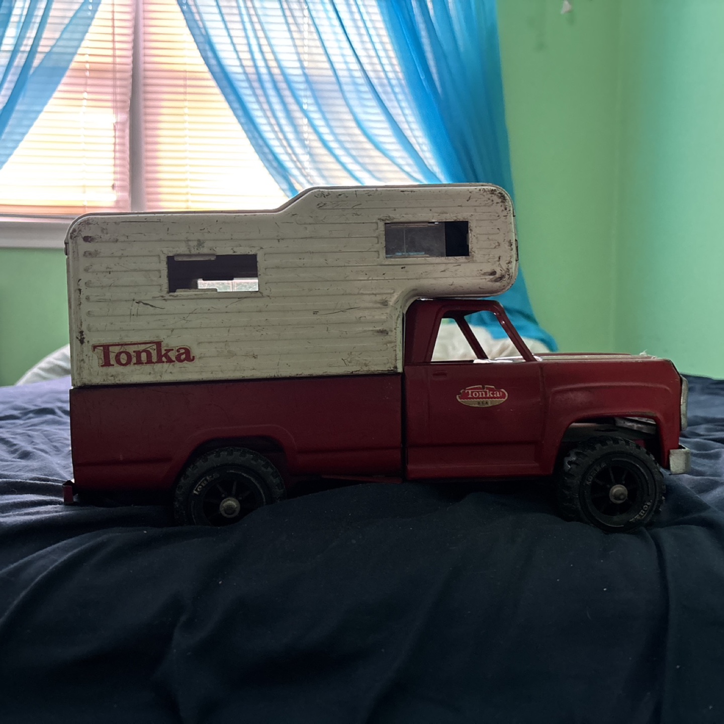 Vintage Tonka Camper Truck Toy - photo 3
