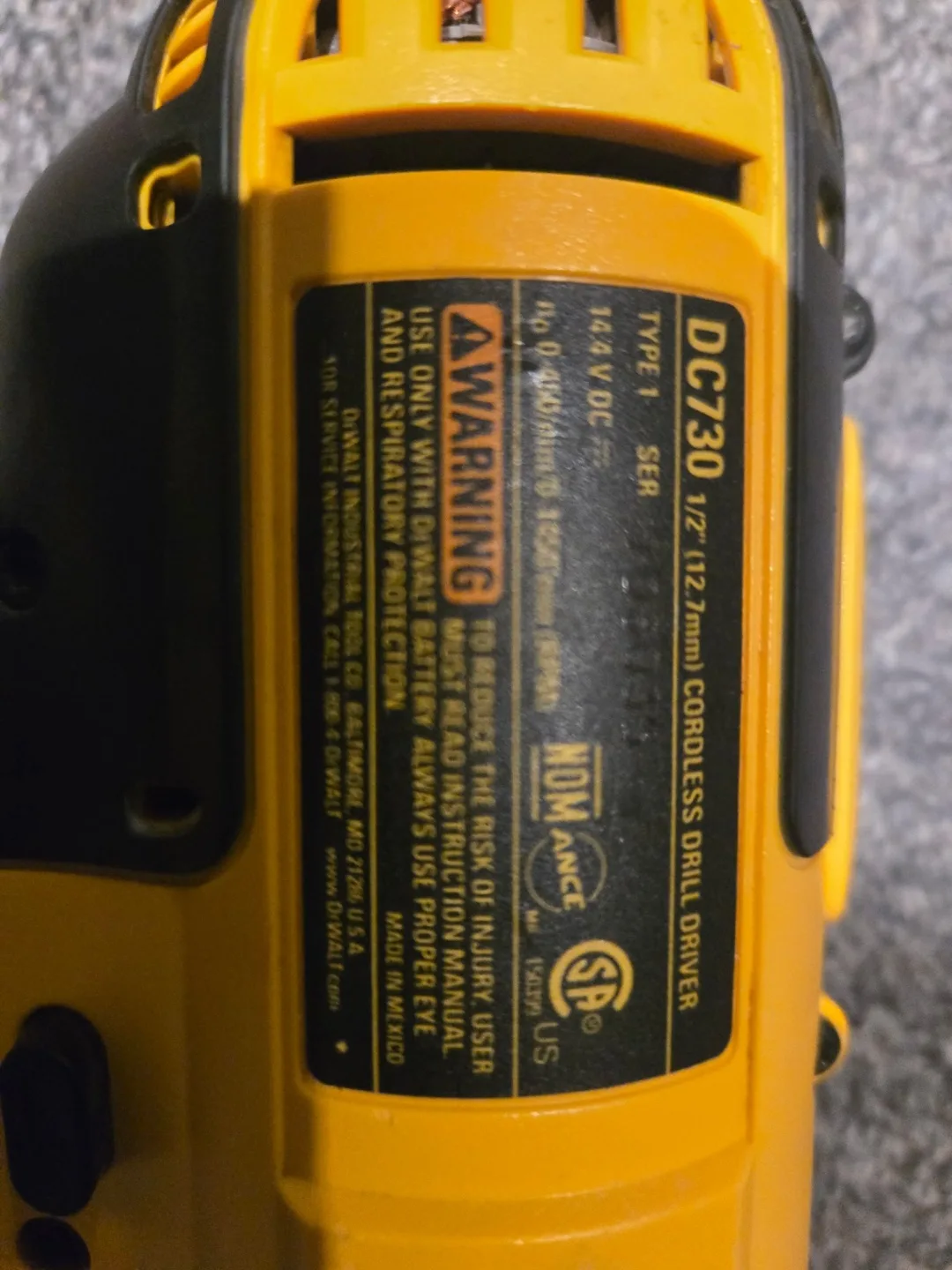 DeWalt 14.4v Cordless Drill Driver Kit image indicator(2)