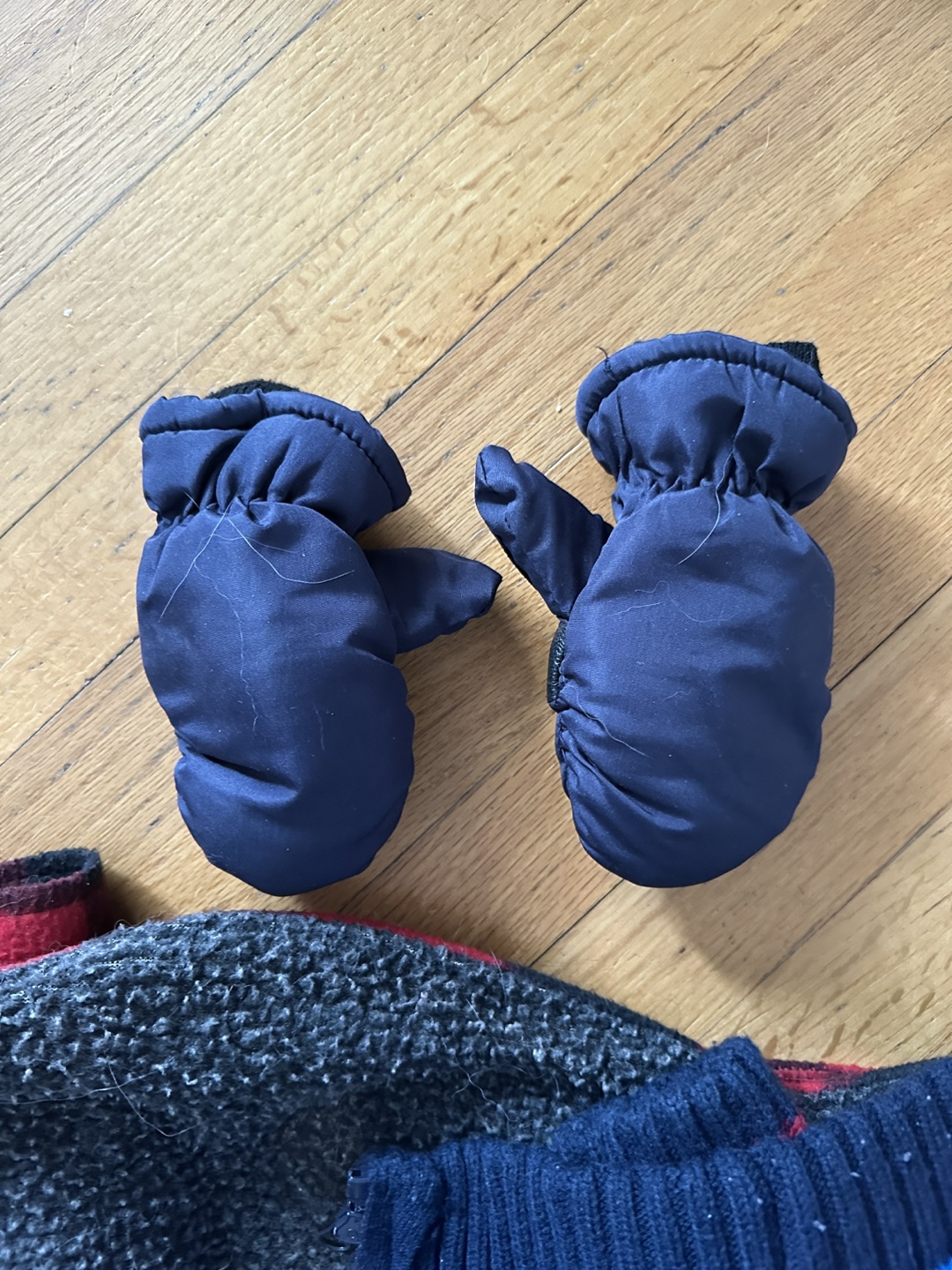 Kids' Winter Bundle: Two Jackets, Mittens - photo 3