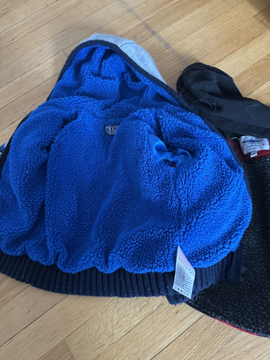 Kids' Winter Bundle: Two Jackets, Mittens - photo 2