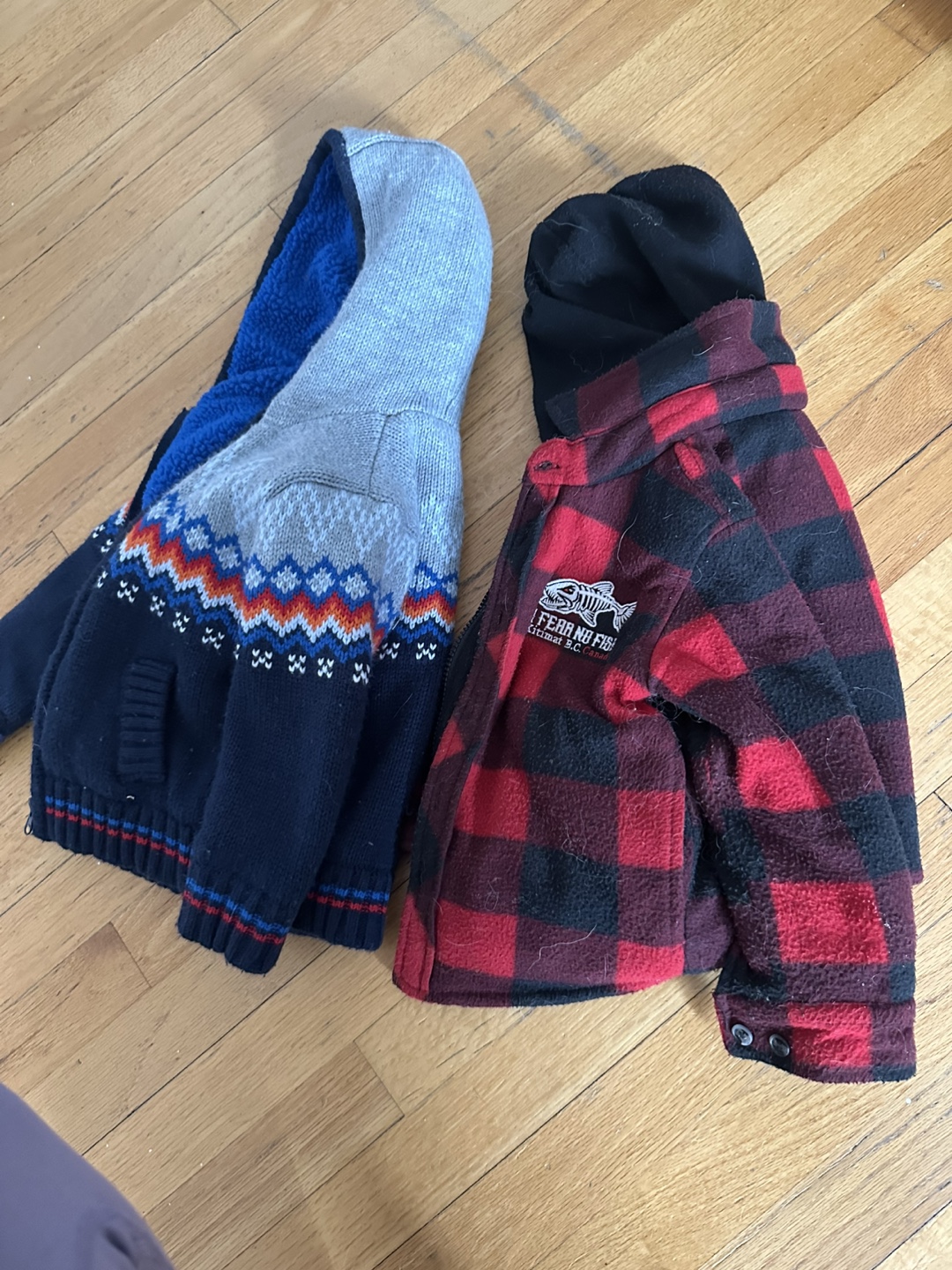 Kids' Winter Bundle: Two Jackets, Mittens - photo 4