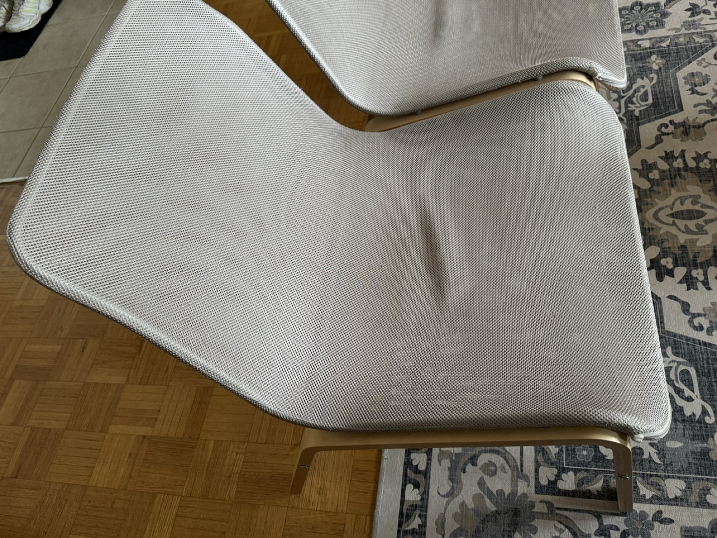 Pair of IKEA chairs - photo 4