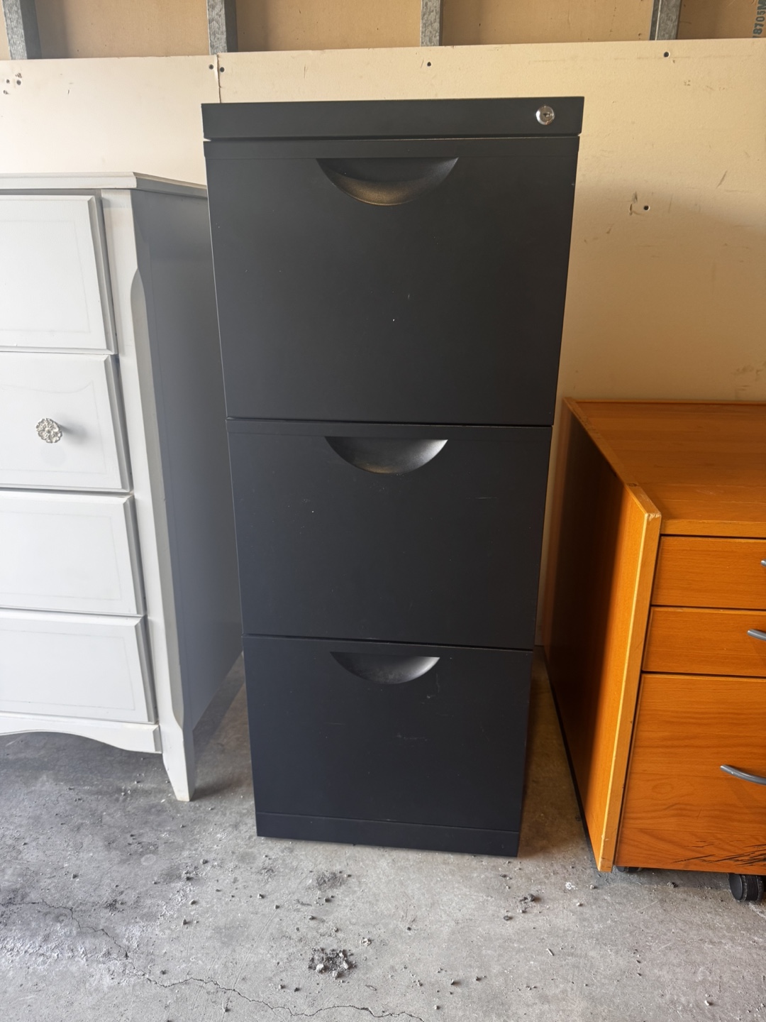 Wardrobe/ Three-Drawer steel cabinet/ Bedside table - photo 4