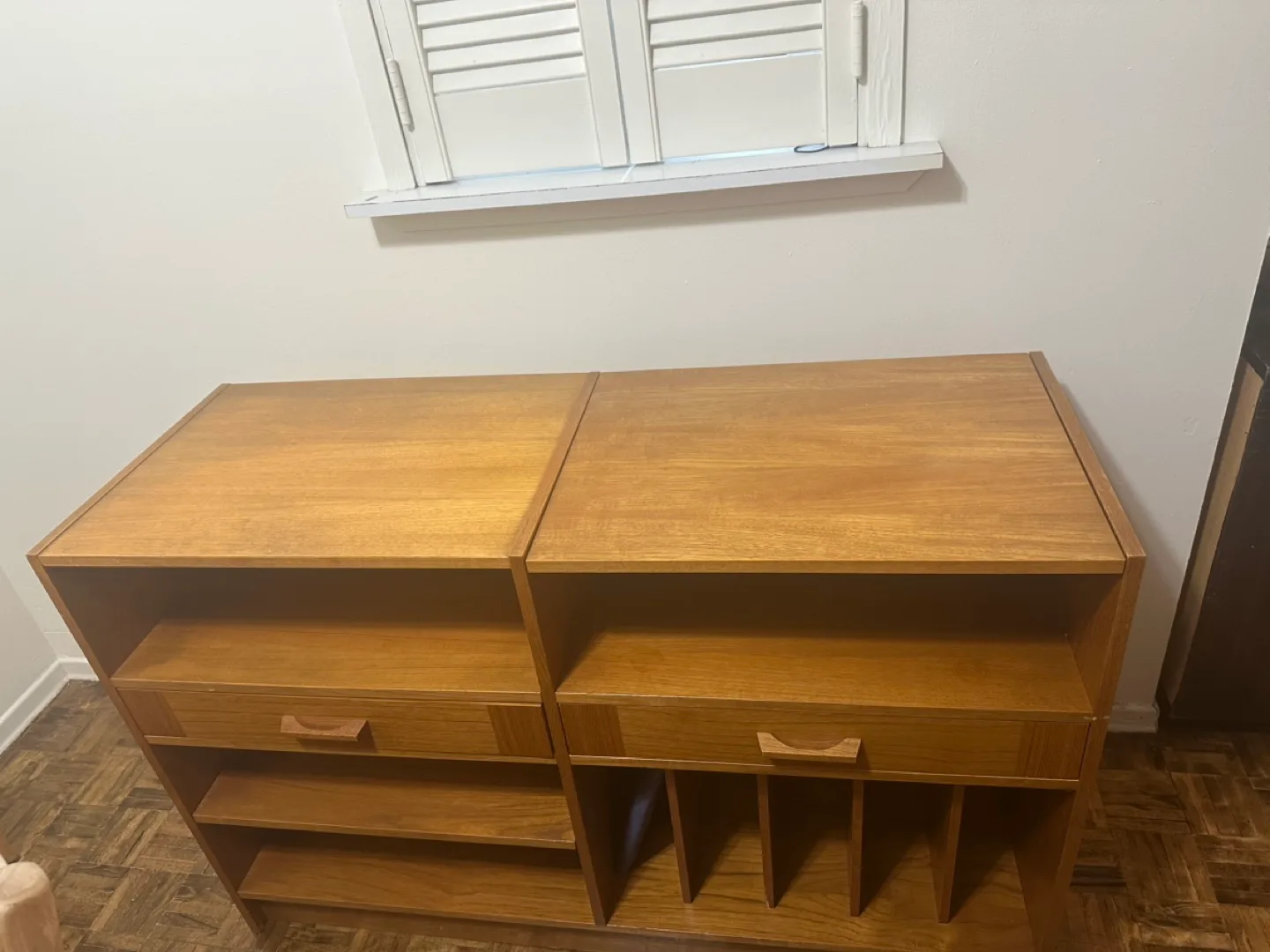 TV table (can also be used as chest of drawers) image indicator(4)