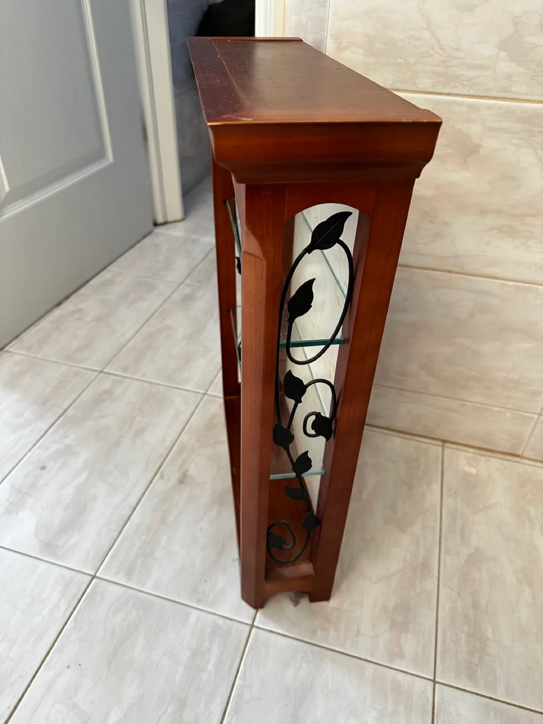 Wooden Wall Shelf with Glass Shelves image indicator(2)