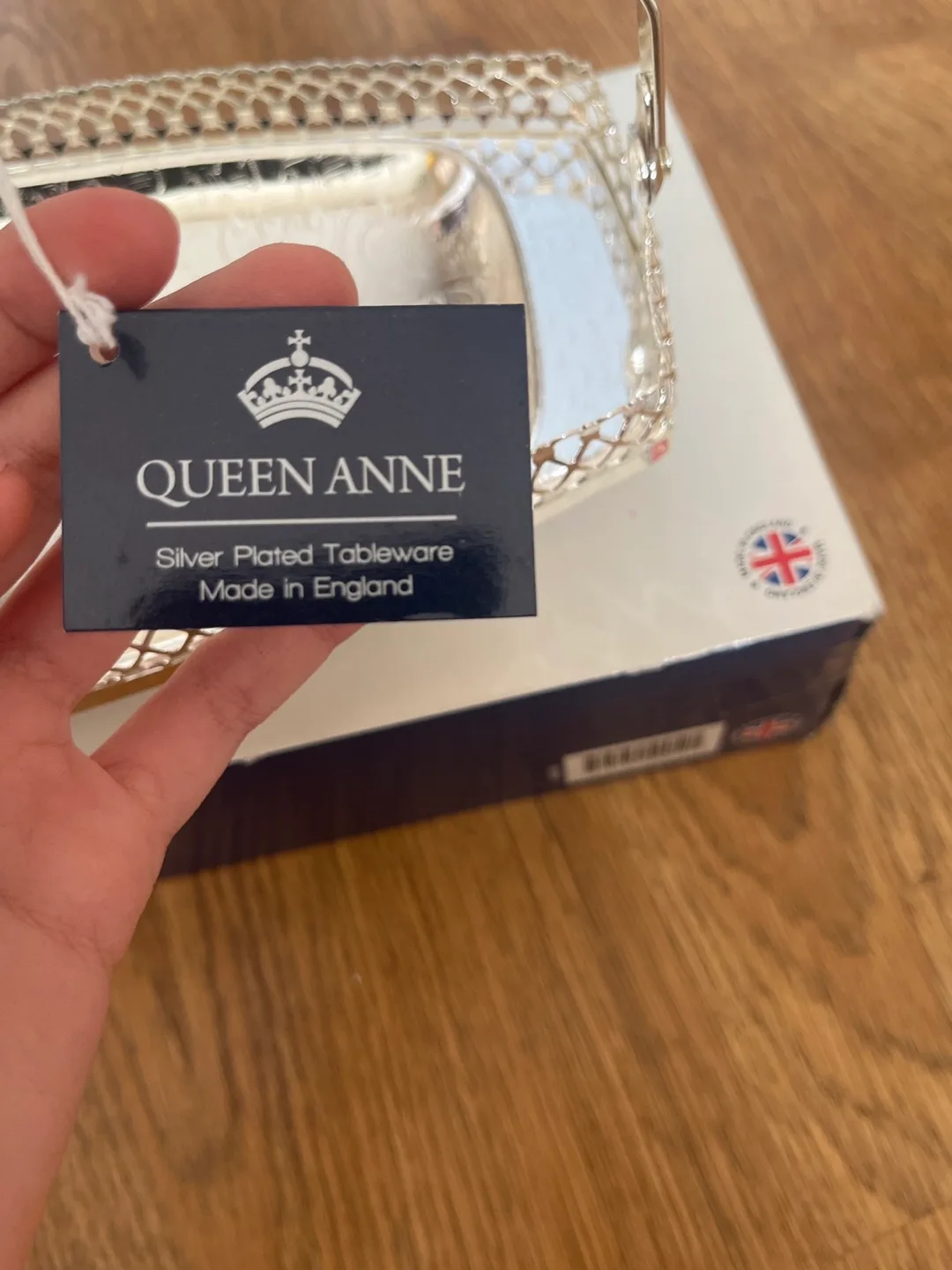 Queen Anne Silver Plated Serving Tray image indicator(3)