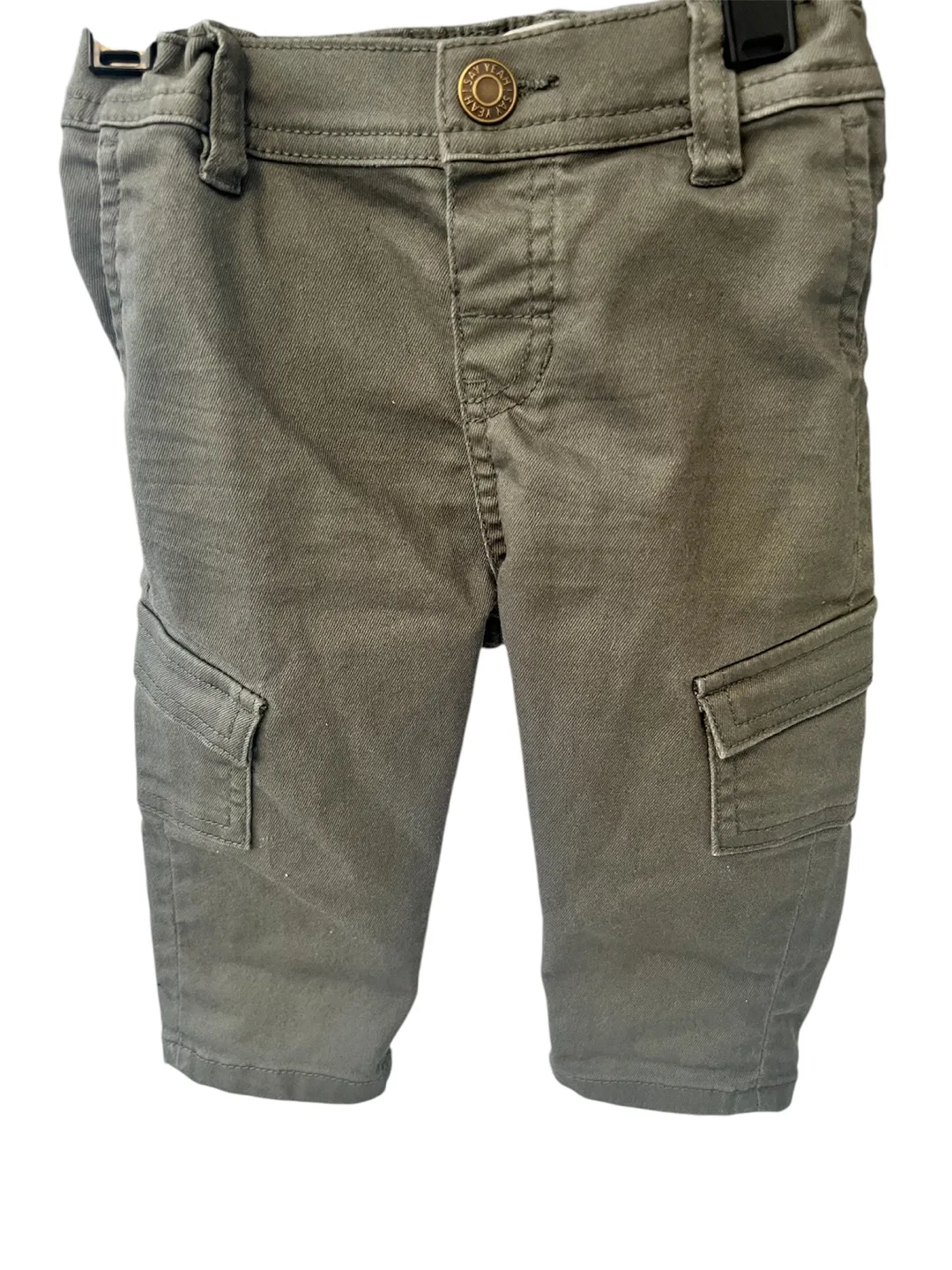 VGUC H&M baby boy cargo style pants sz 6/9m (olive green) thumbnail