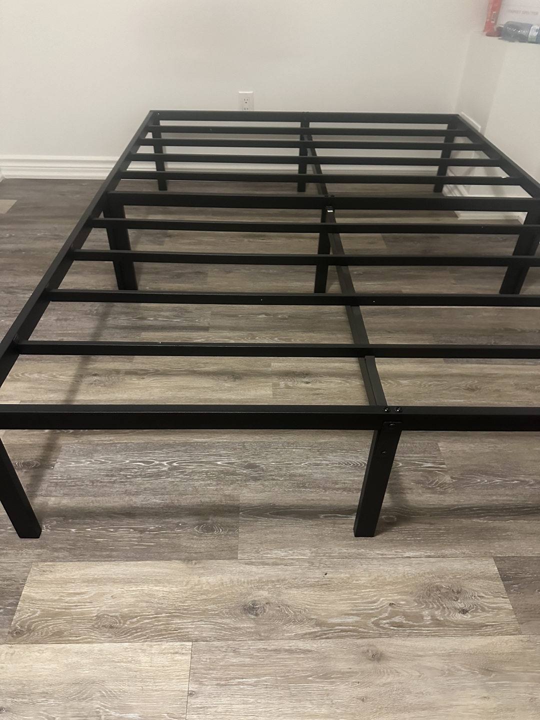 Full Metal Bed Frame - 75" x 54"