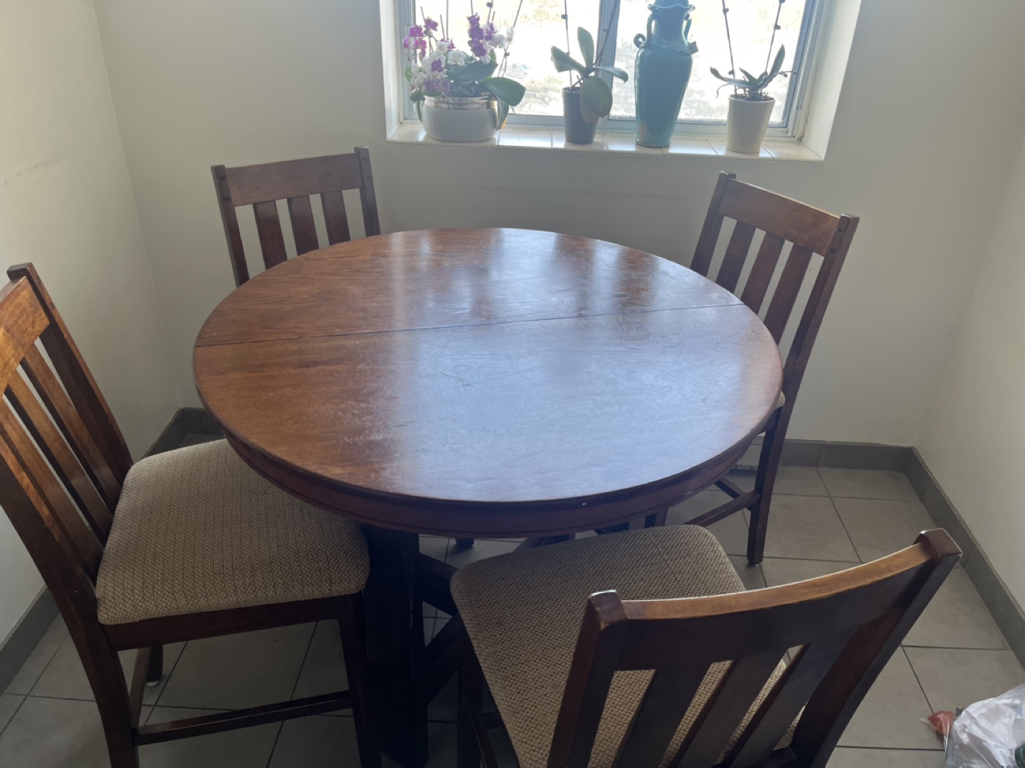 Round/Oval Wooden Dining Table Set with 4 Chairs - photo 2