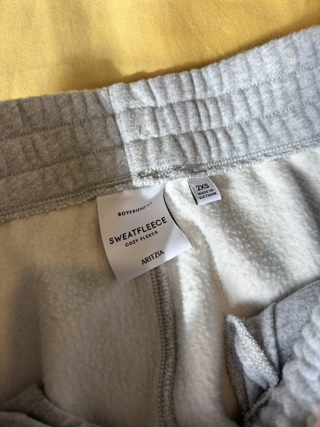 Aritzia Cozy Sweatfleece Boyfriend Sweatpant - Size 2XS - photo 2