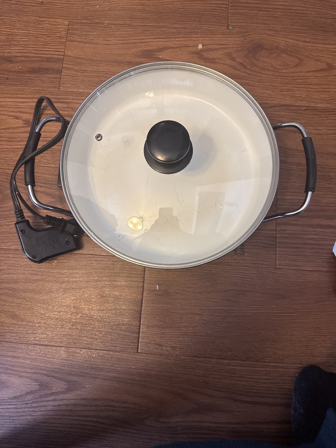 Electric Skillet with Lid