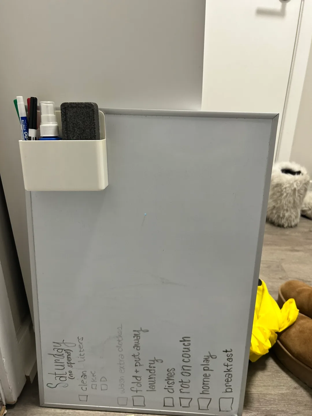 ✨FREE✨Dry Erase Board with Accessories thumbnail