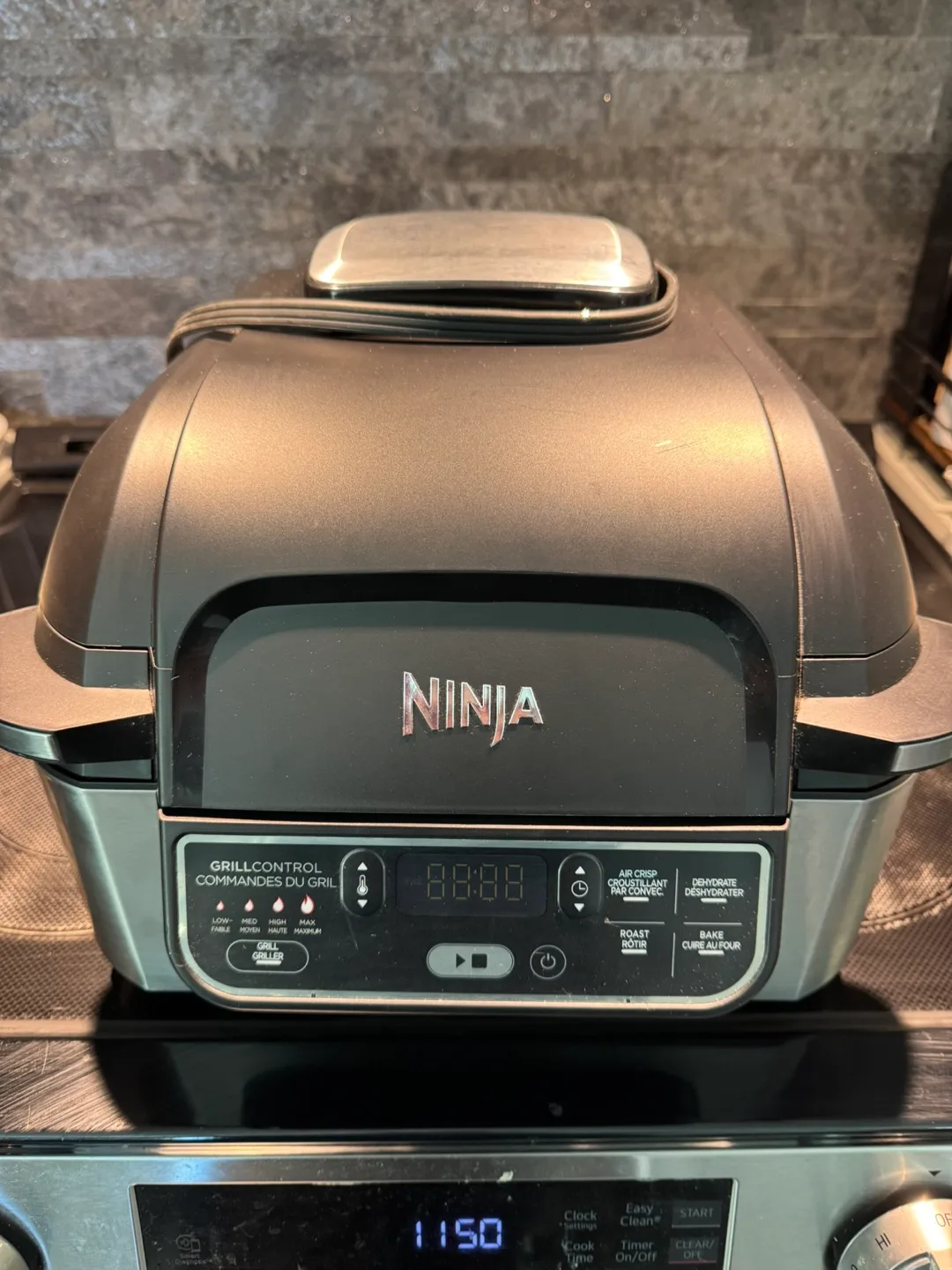 Ninja GrillControl Indoor Grill thumbnail