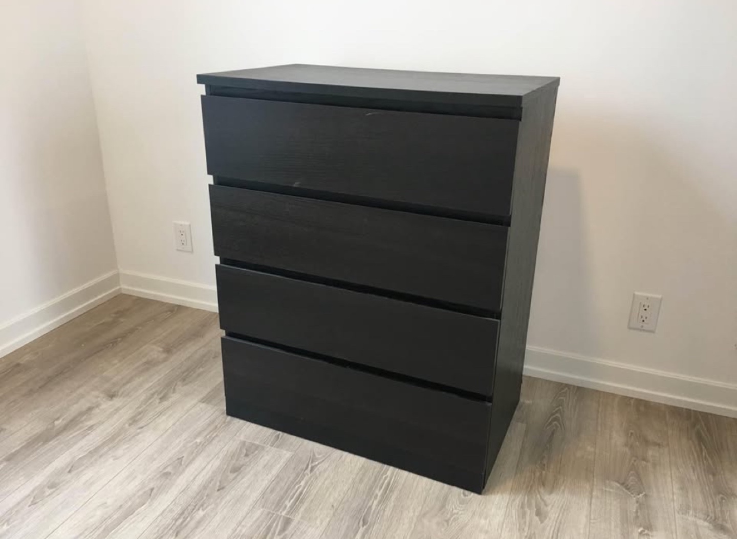 IKEA malm dresser -4 drawers