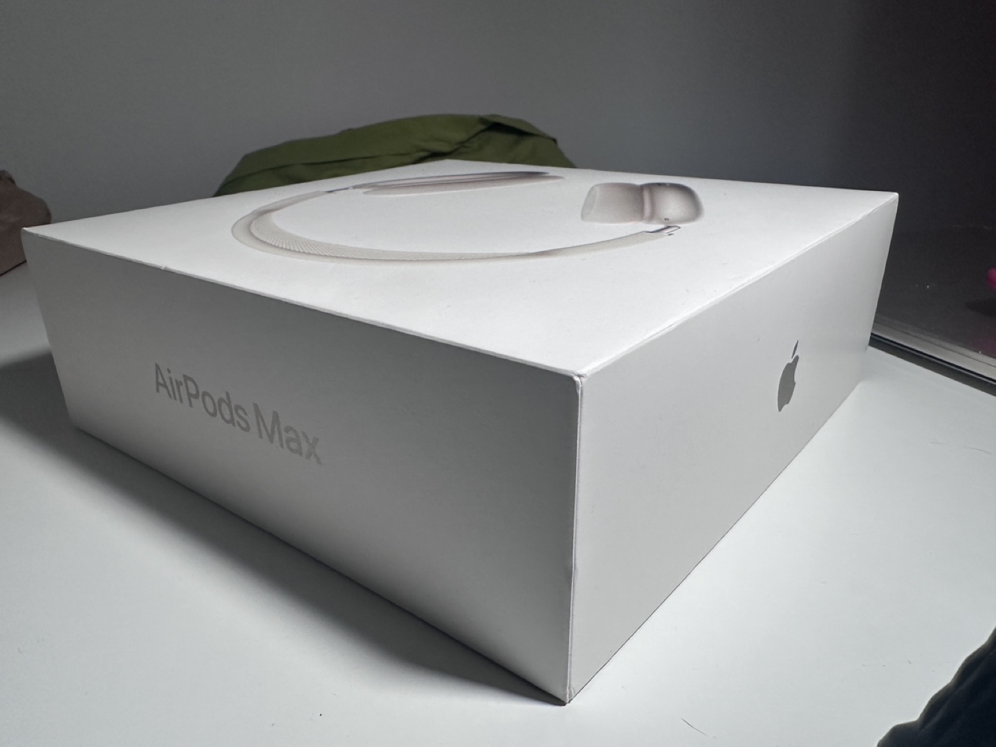 100% Brand new Apple airpods max white - photo 2