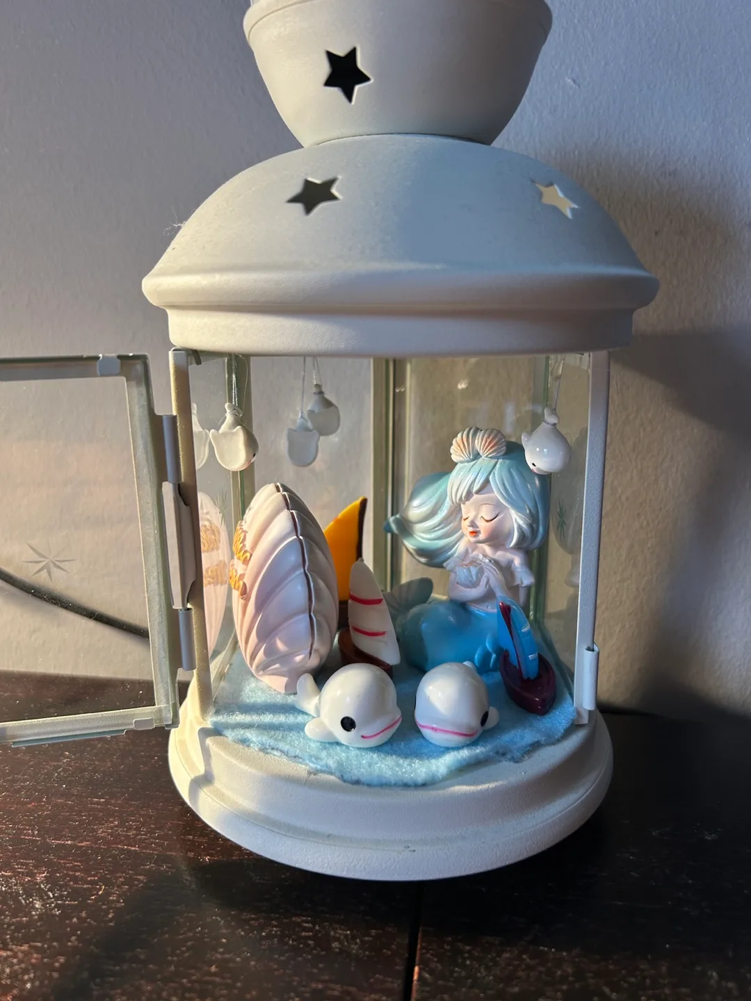 Mermaid Themed Lantern Figurine - LED Light Included image indicator(5)