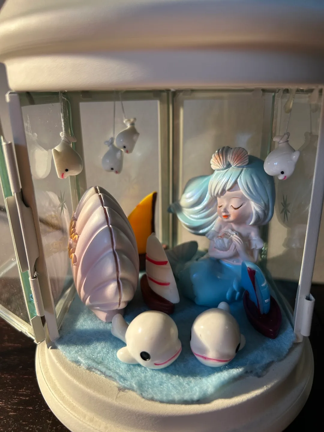 Mermaid Themed Lantern Figurine - LED Light Included image indicator(3)