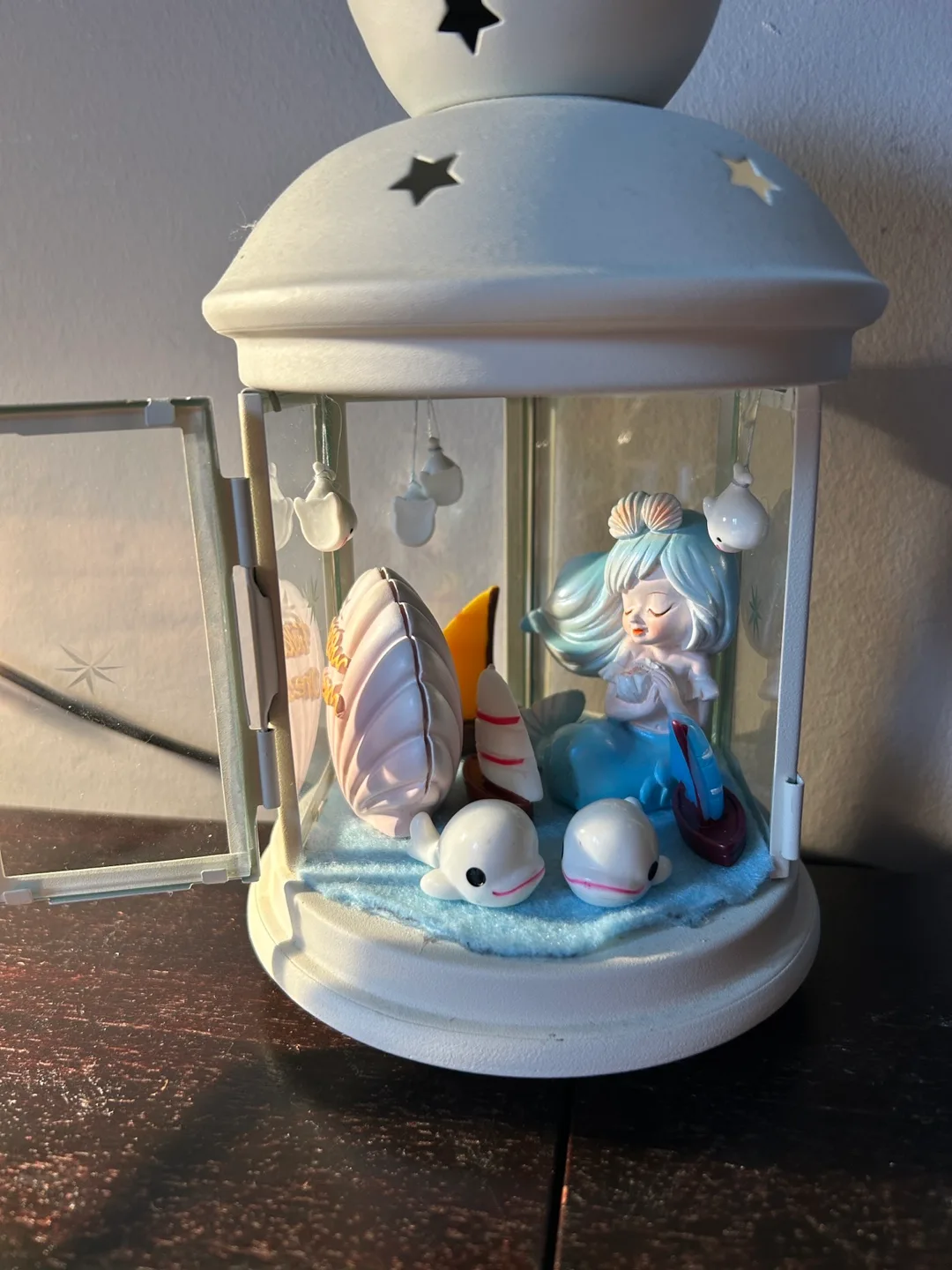 Mermaid Themed Lantern Figurine - LED Light Included image indicator(4)