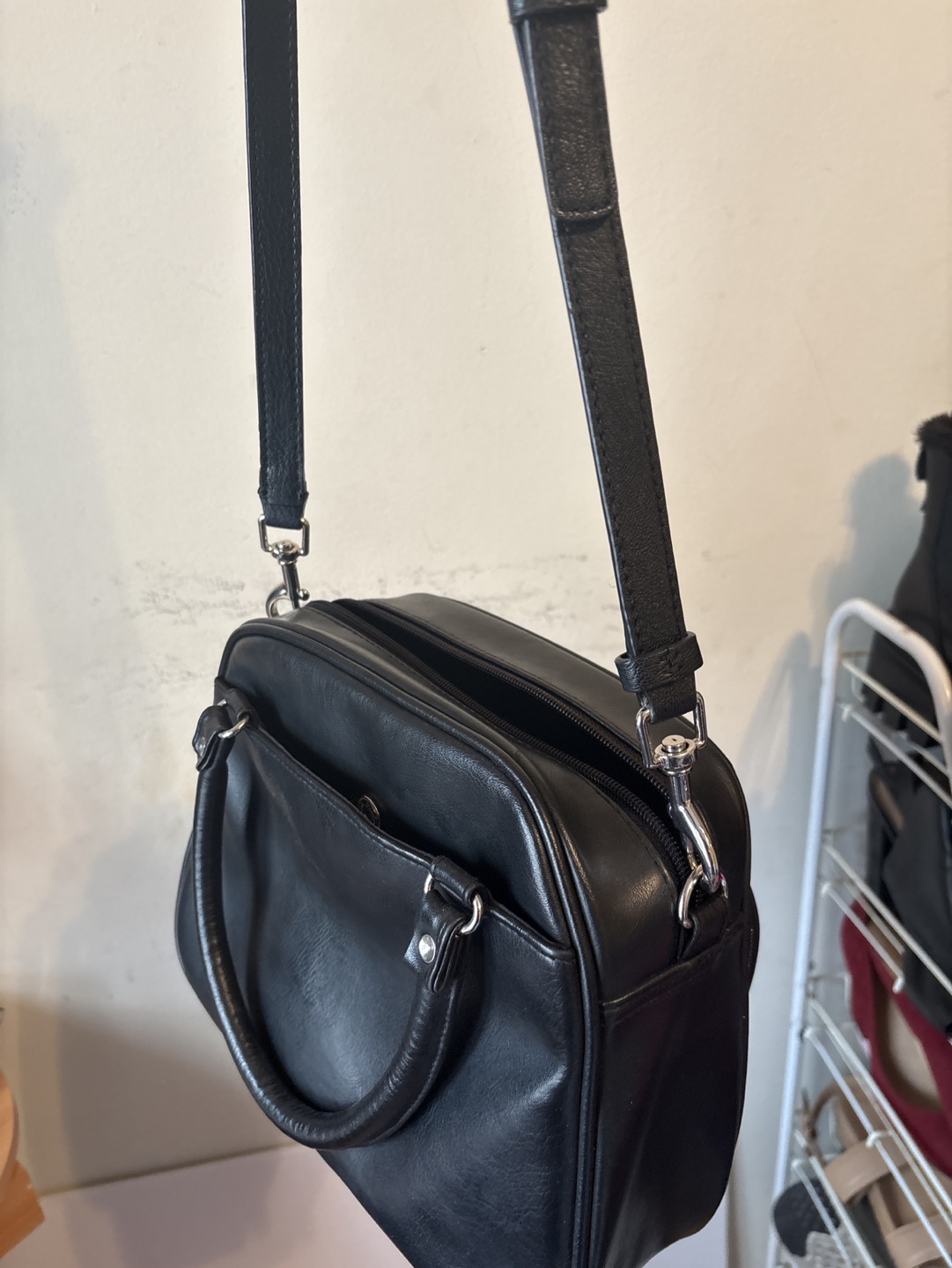 Black Leather Handbag with Shoulder Strap - photo 2