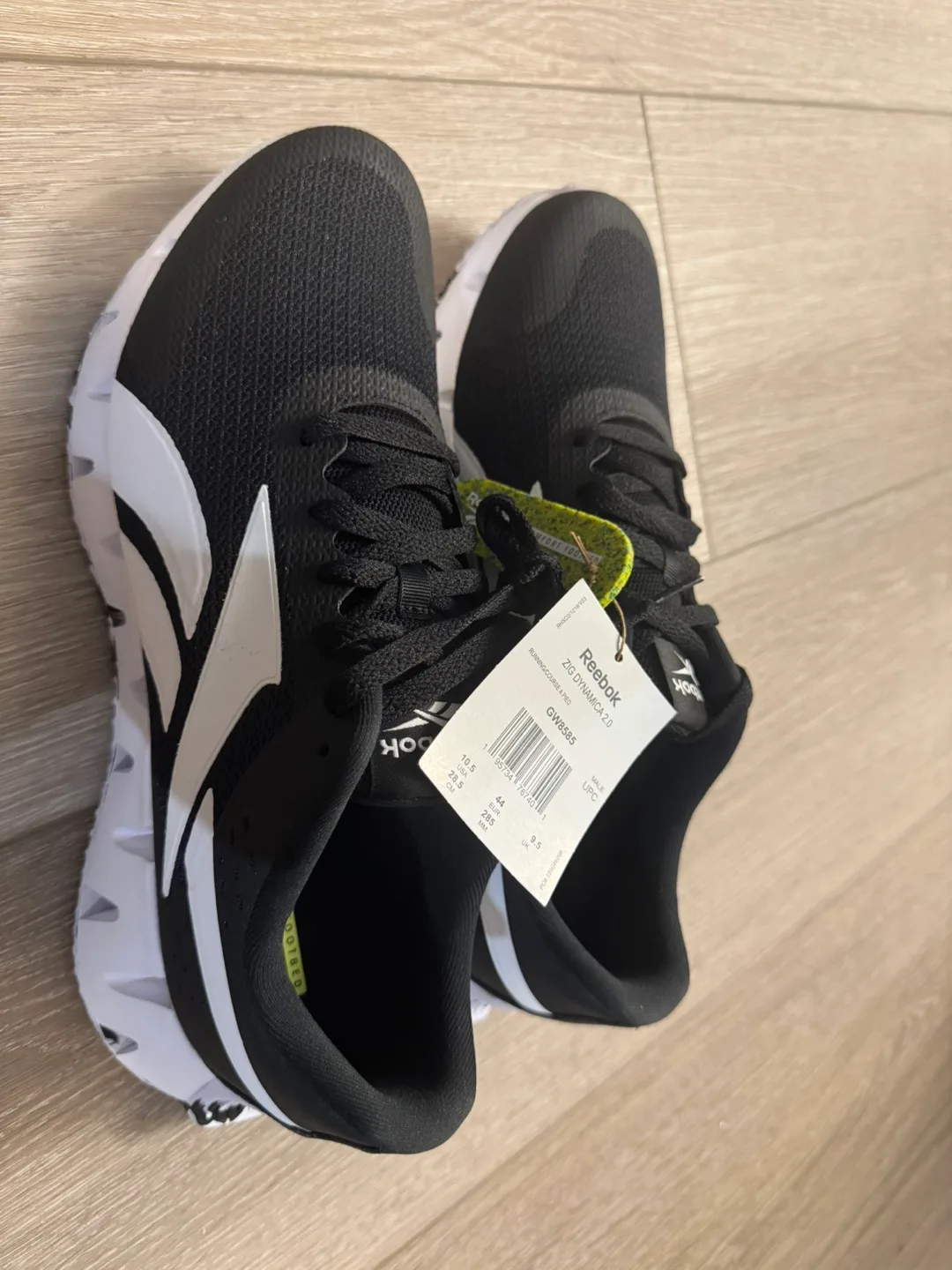 NWT adidas Zigg Dynamica Men Running Shoes (Size 10US) image indicator(4)