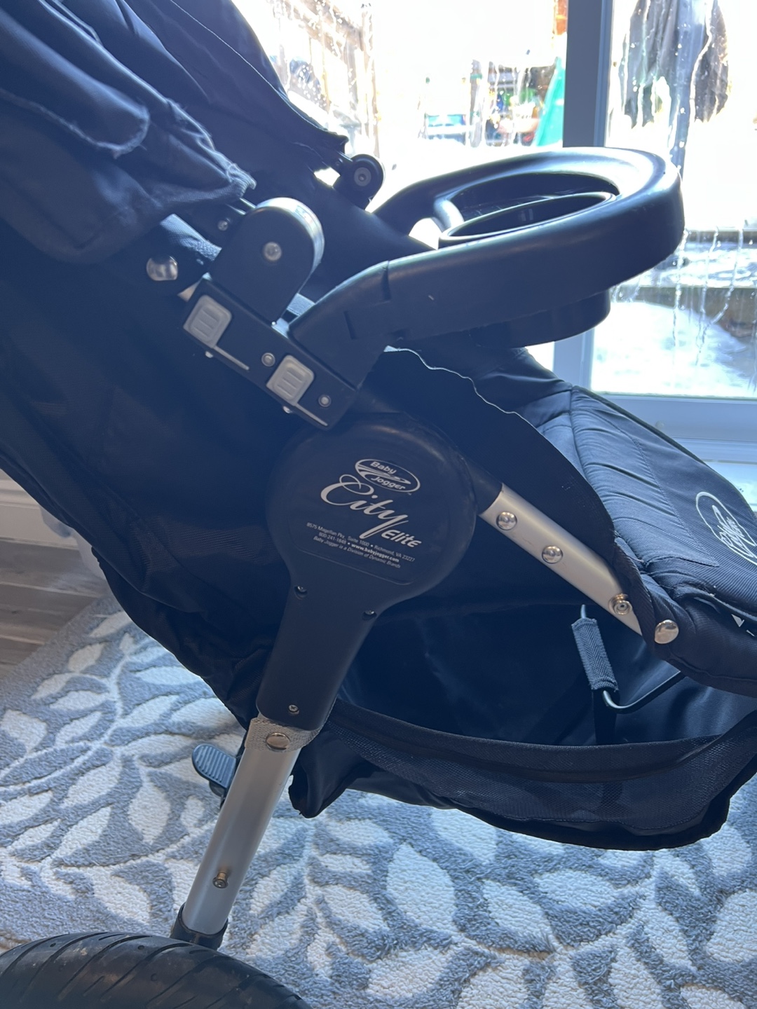 Baby Jogger City Elite Stroller with travel bag - photo 3