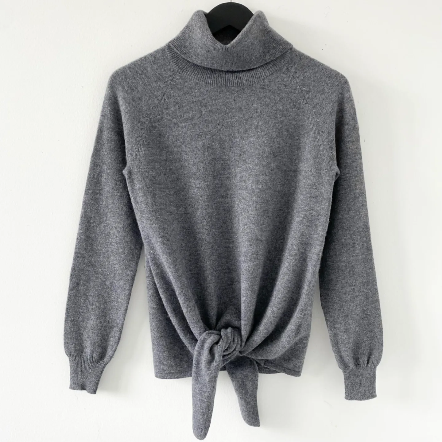 Massimo Dutti Wool / Cashmere Tie Front Turtleneck Sweater image indicator(2)