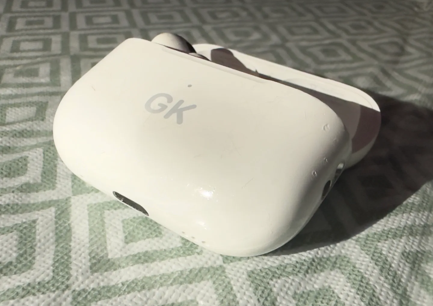 Apple AirPods Pro2 image indicator(5)