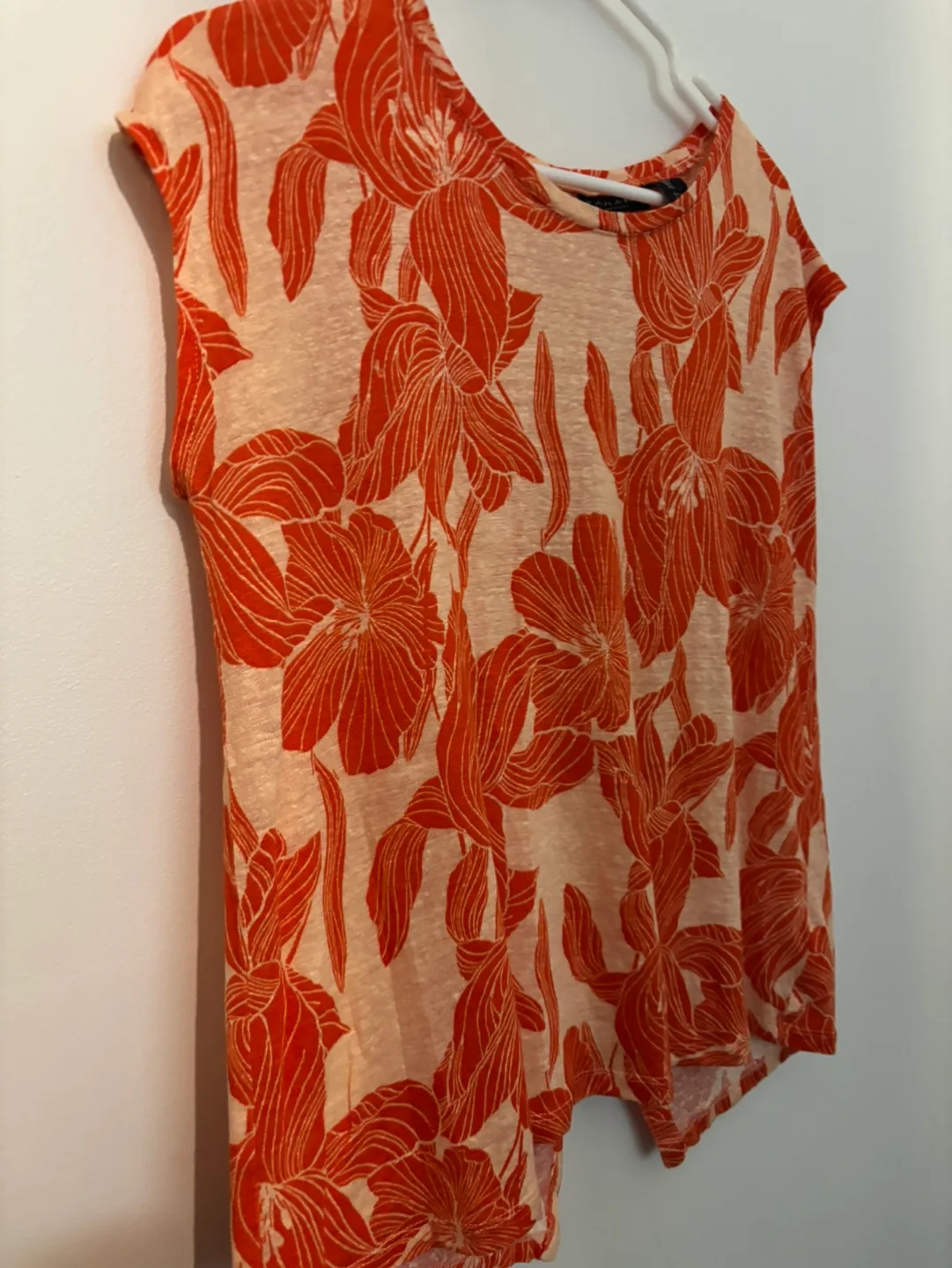 Tahari 100% Linen Orange Floral Top, Size L image indicator(2)