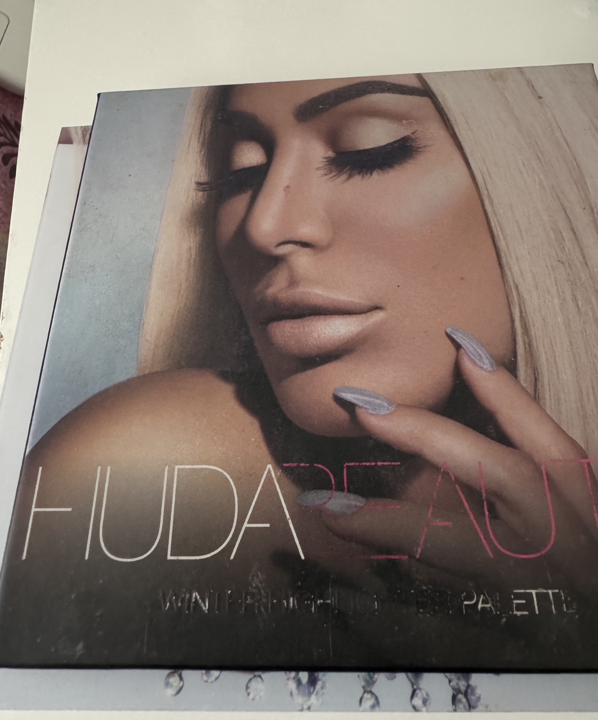 Huda Beauty Winter Nights Highlighter Palette - photo 2