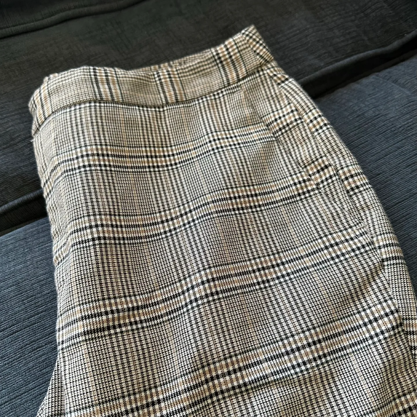 Zara Women's Size 8 Plaid Trousers image indicator(2)