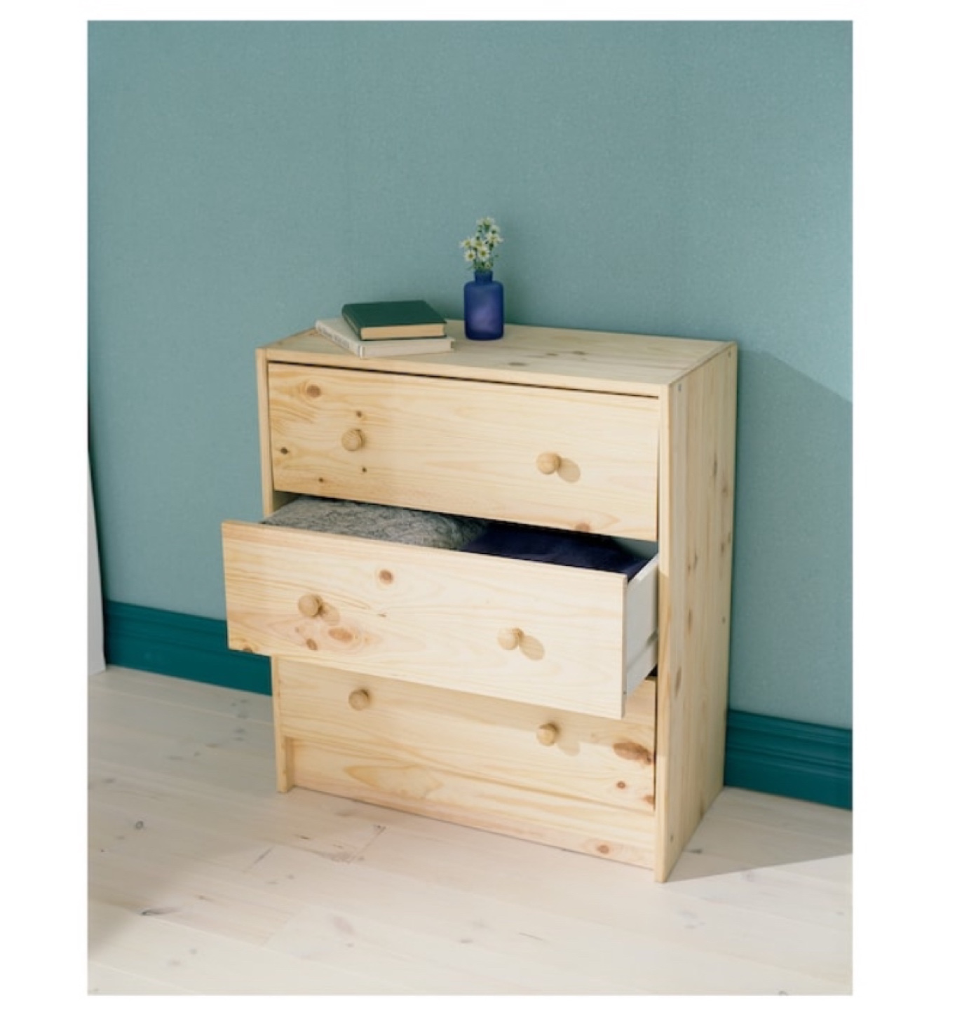 IKEA HEMNES 3-Drawer Chest Pine - photo 3