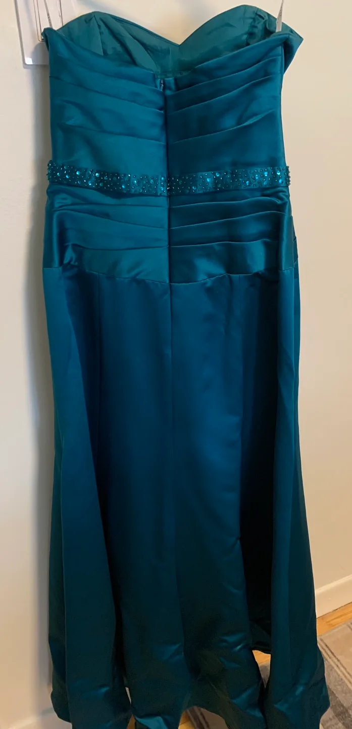 Teal Bridesmaid Dress Size 8 image indicator(2)