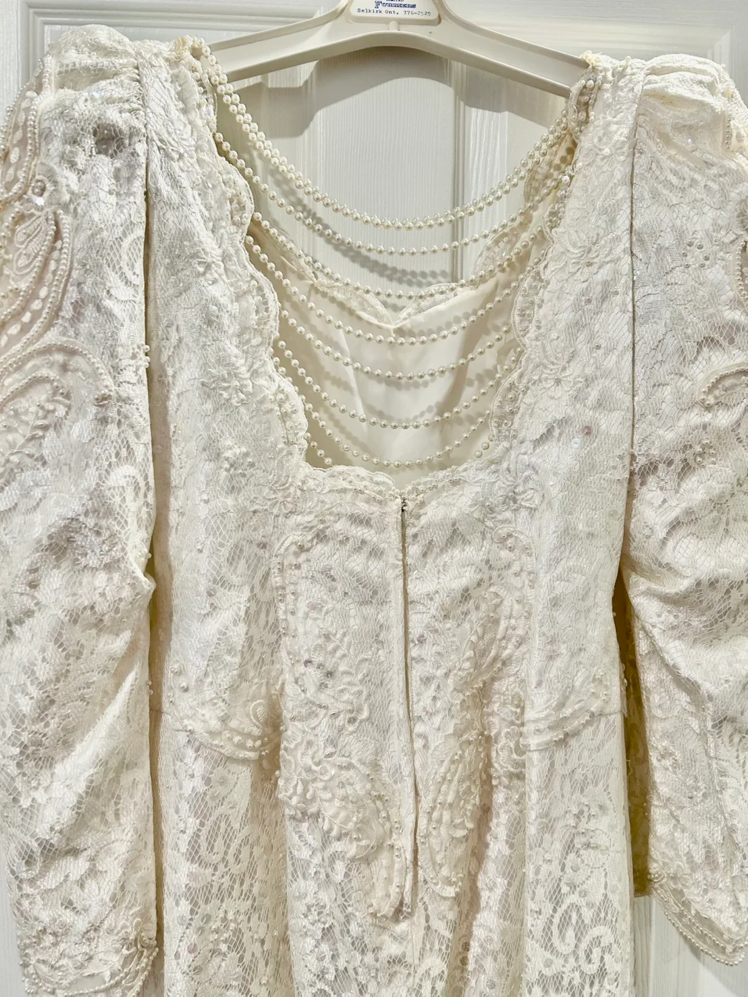 Stunning Designer Wedding Gown/Detachable Train image indicator(7)