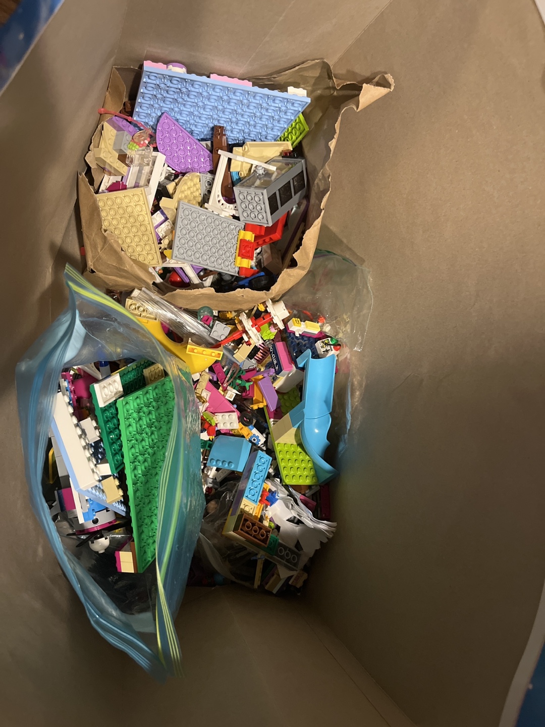 LEGO Friends Lot - Bulk LEGO Pieces - photo 2