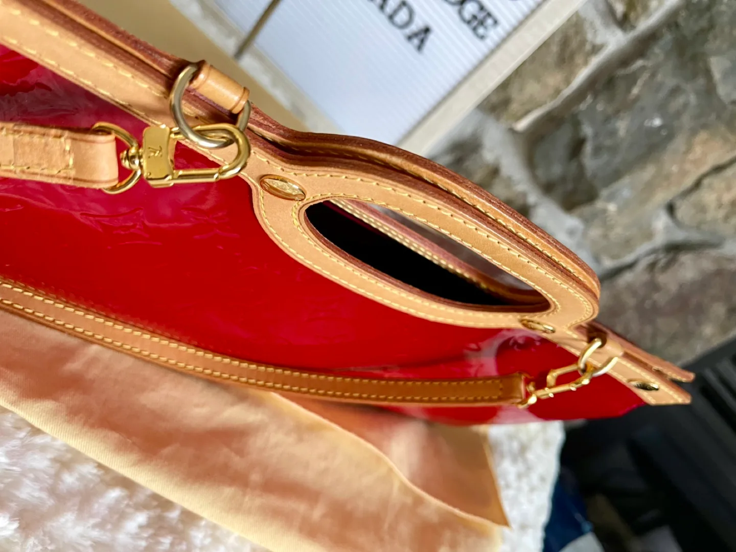 Authentic Louis Vuitton Monogram Roxbury Vernis Red  Handbag image indicator(5)