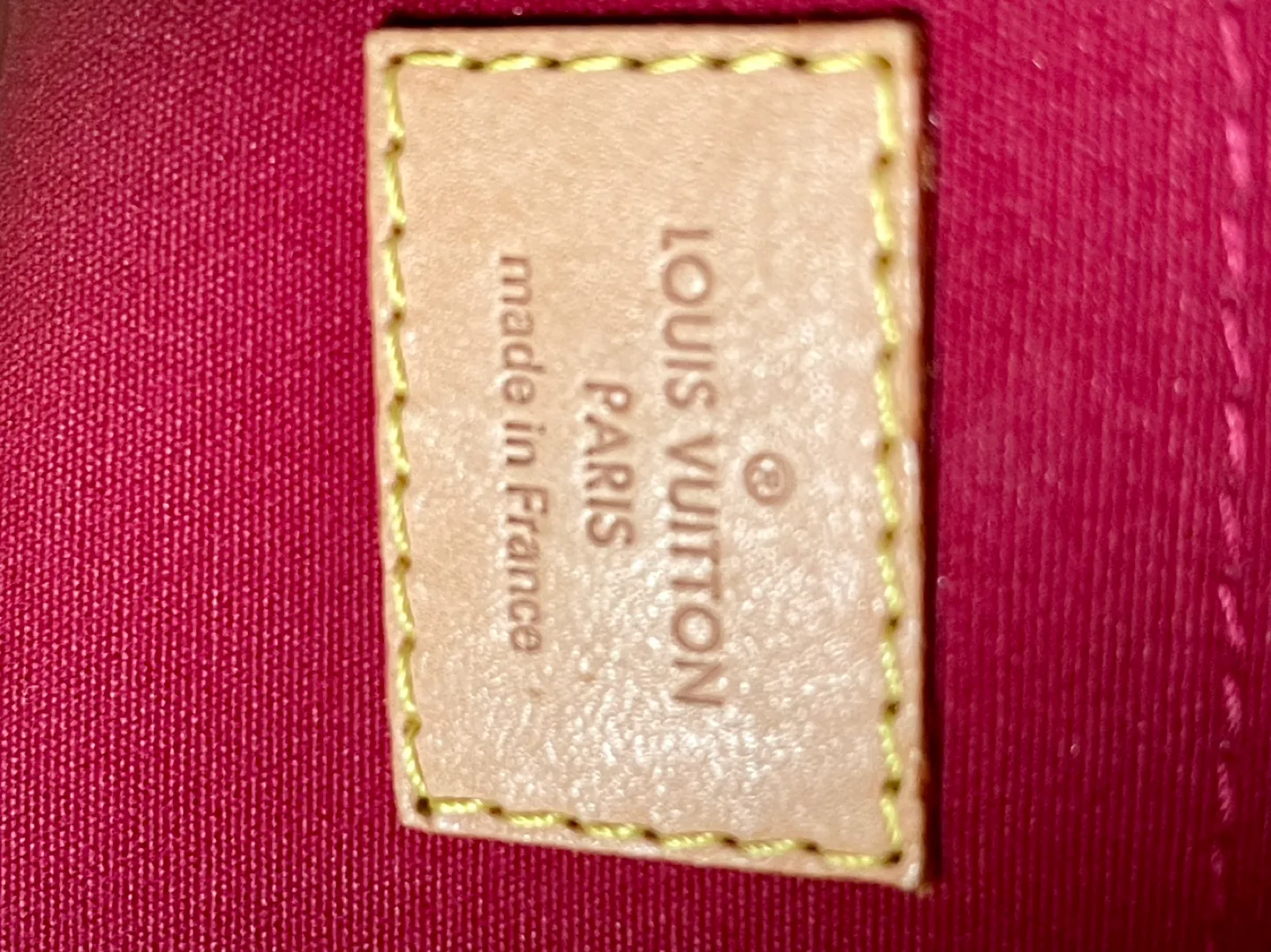 Authentic Louis Vuitton Monogram Roxbury Vernis Red  Handbag image indicator(7)