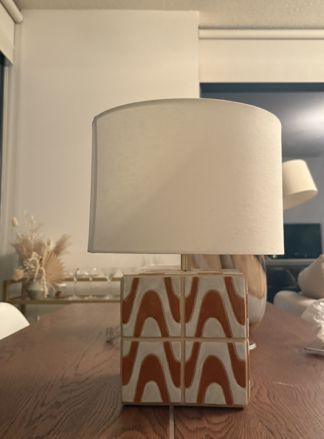 Lamp + free second lamp