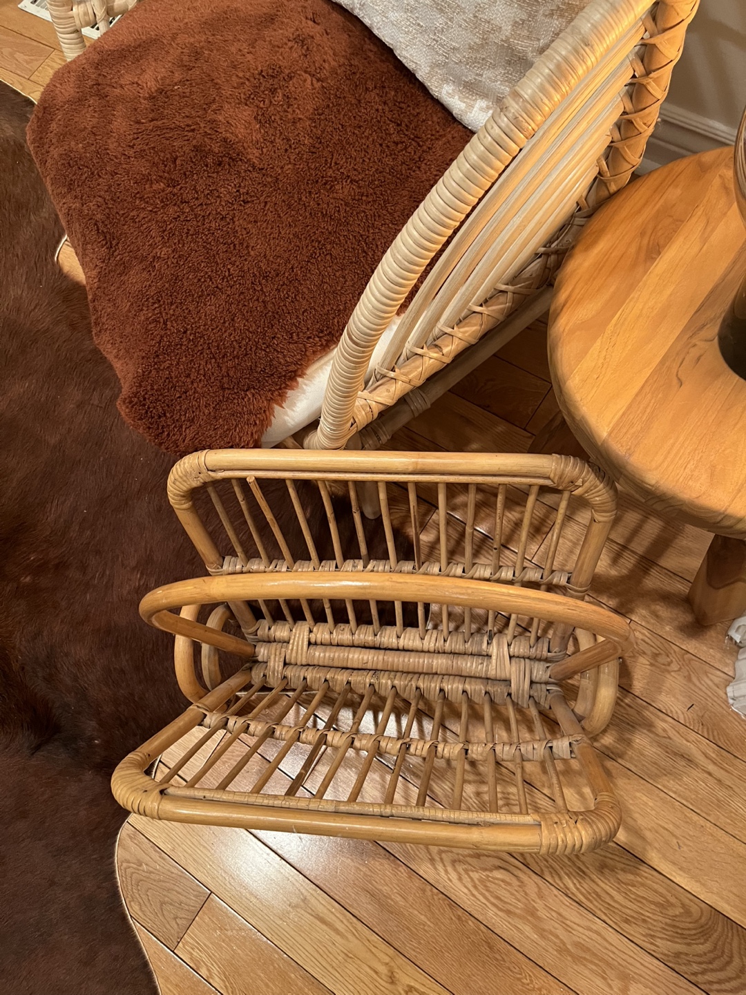 Vintage Rattan Magazine Holder - photo 4