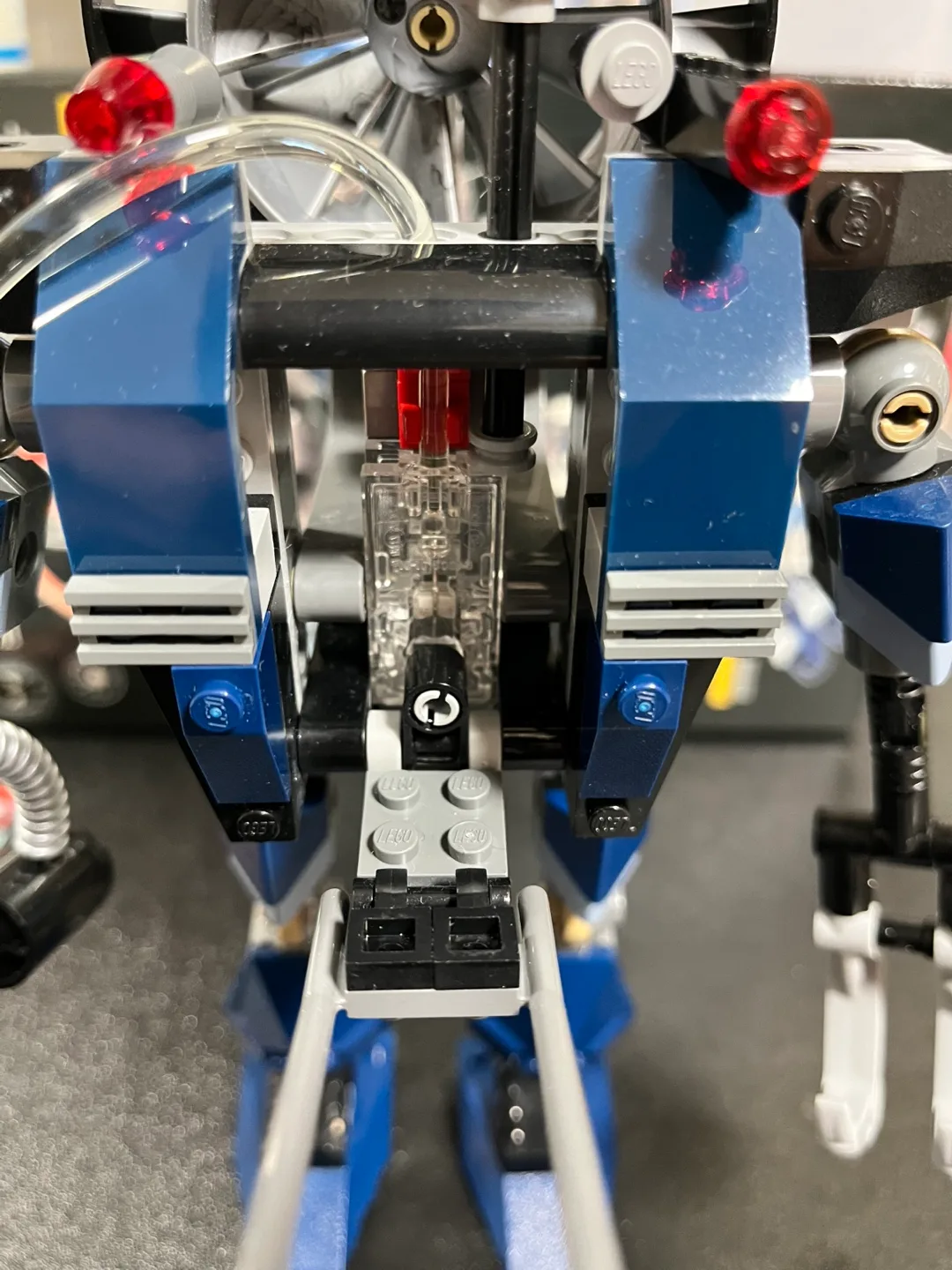 Lego Exo-Force Fire Vulture mech (set # 7703) image indicator(4)