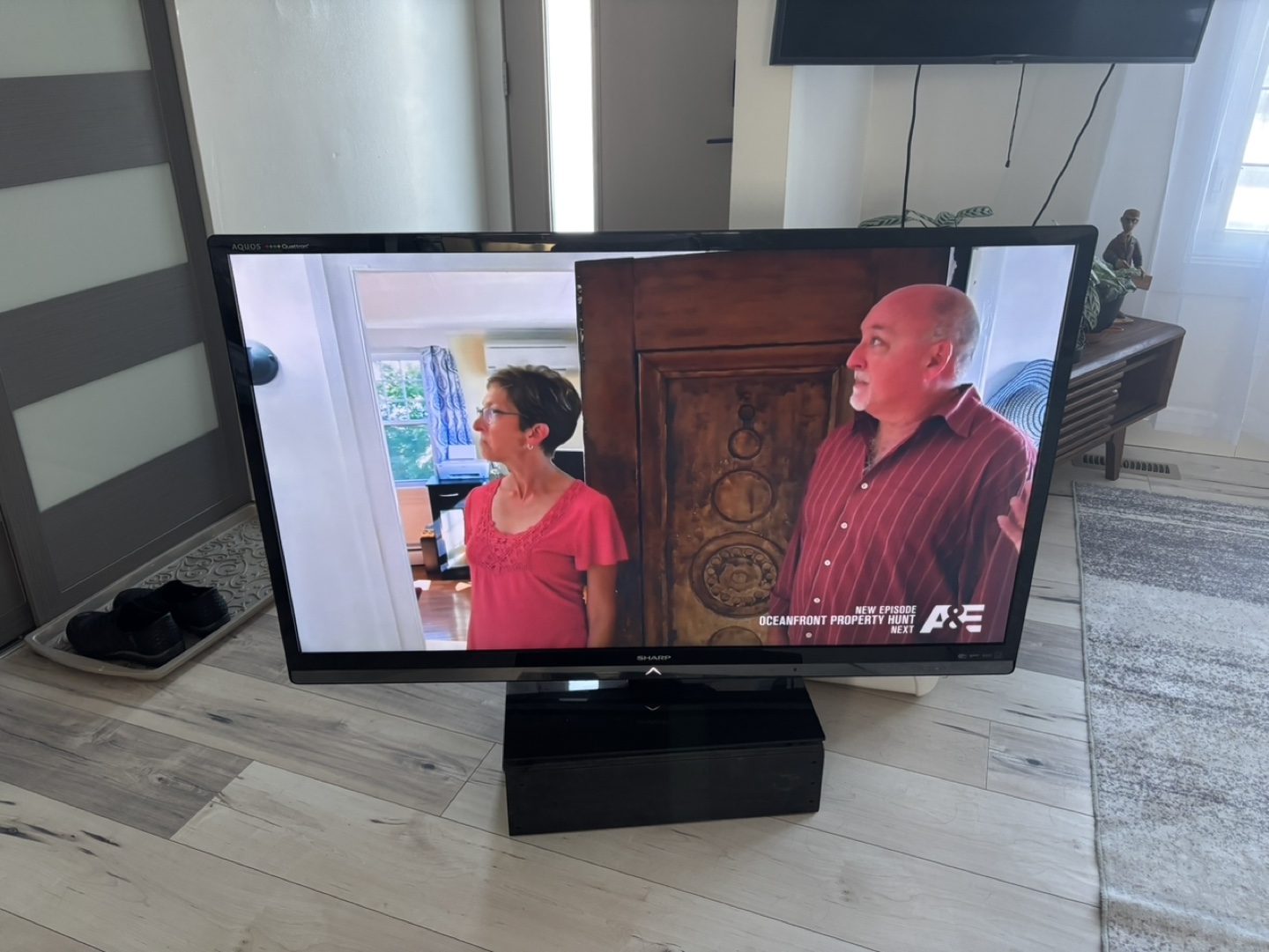 Sharp LC-52LE830U 52" Aquos LED TV