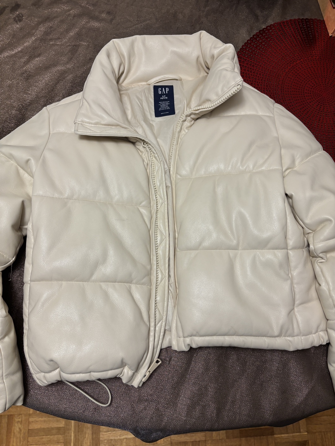 GAP Petite Cream Faux Leather Puffer Jacket - photo 4