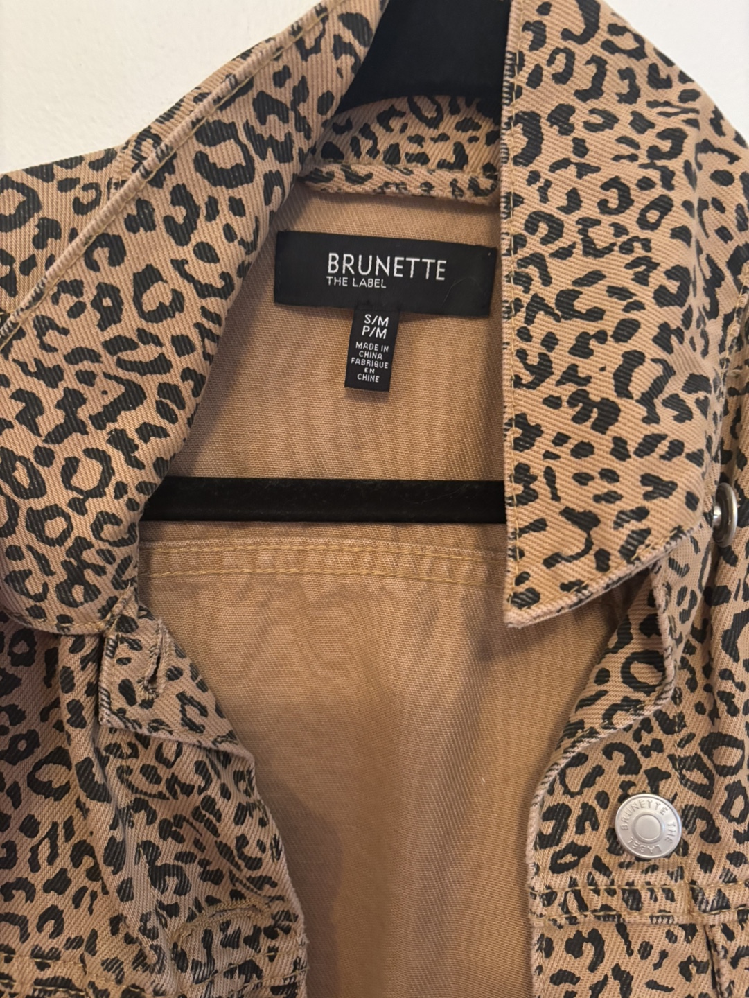 Brunette The Label Leopard Print Denim Jacket - photo 2