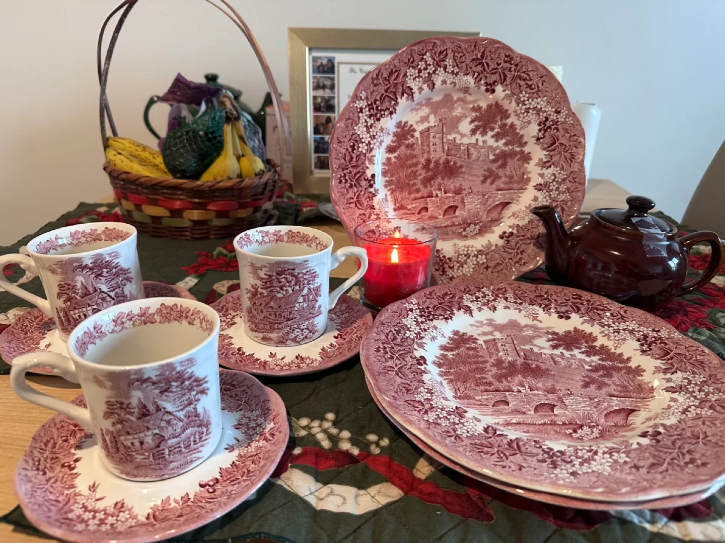 Vintage Churchill English Cottage Tea Set image indicator(8)