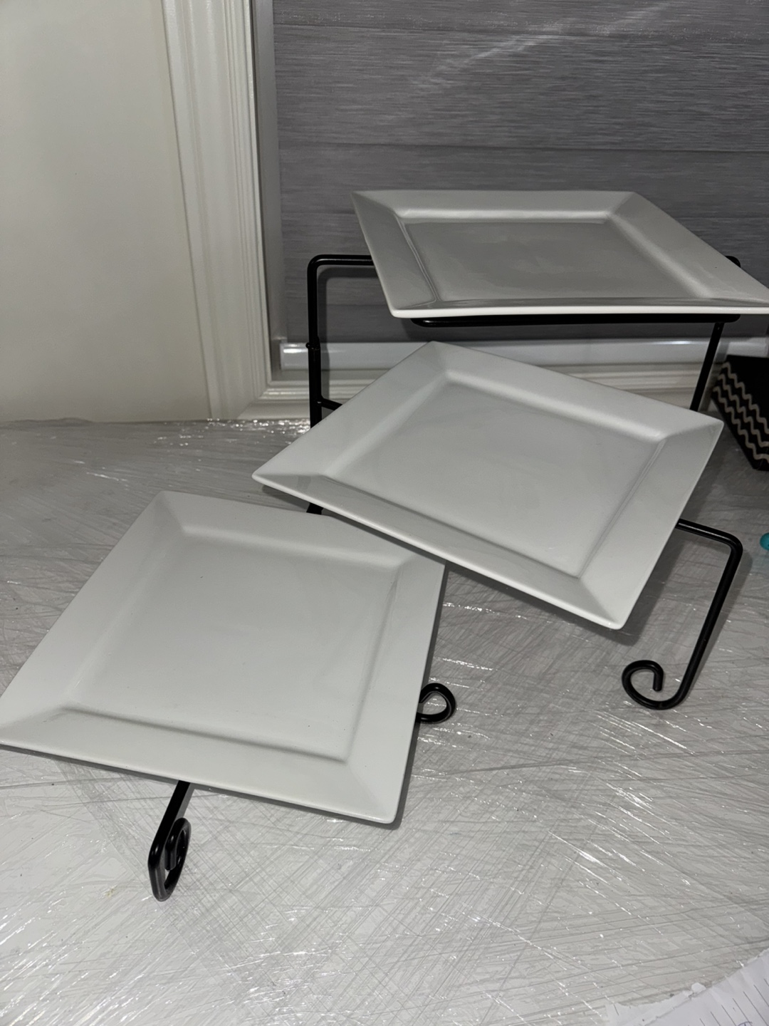 Porcelain Three-Tiered White Square Serving Platter Stand - photo 3