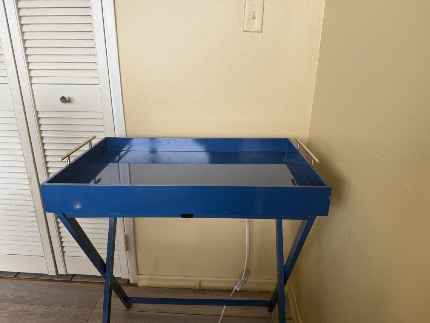 Blue Serving Tray Table - photo 2