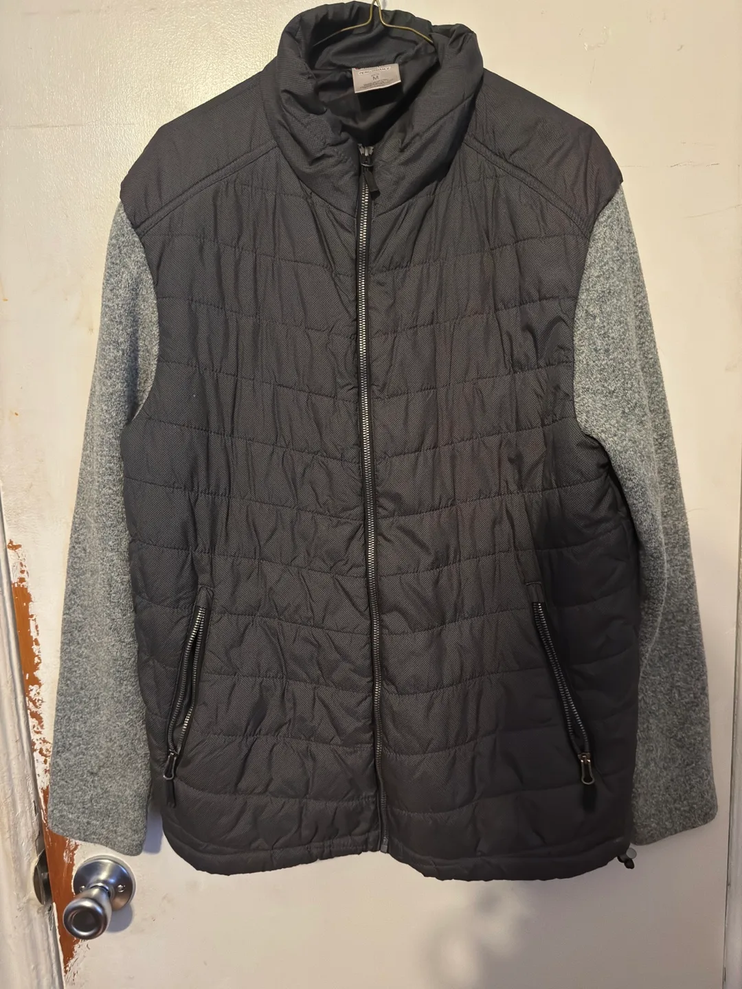 Champion Performance Men's Size Medium Black and Gray Jacket image indicator(2)