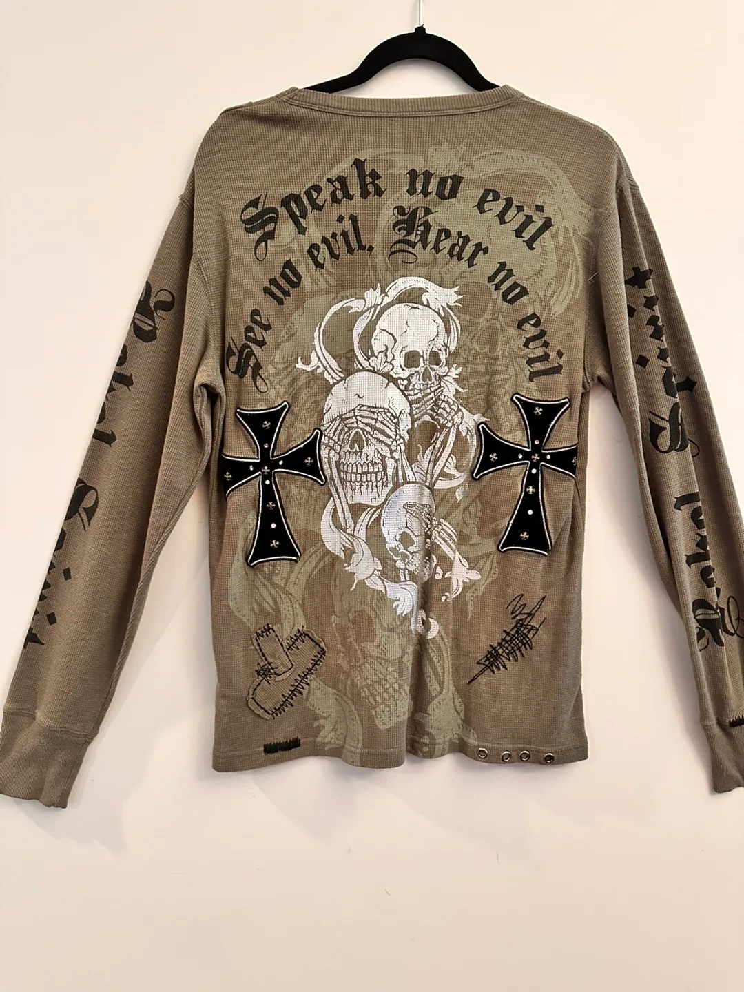 Rebel Spirit like new long sleeve image indicator(2)